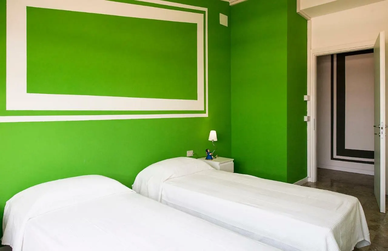 Cappuccina Guesthouse Местре